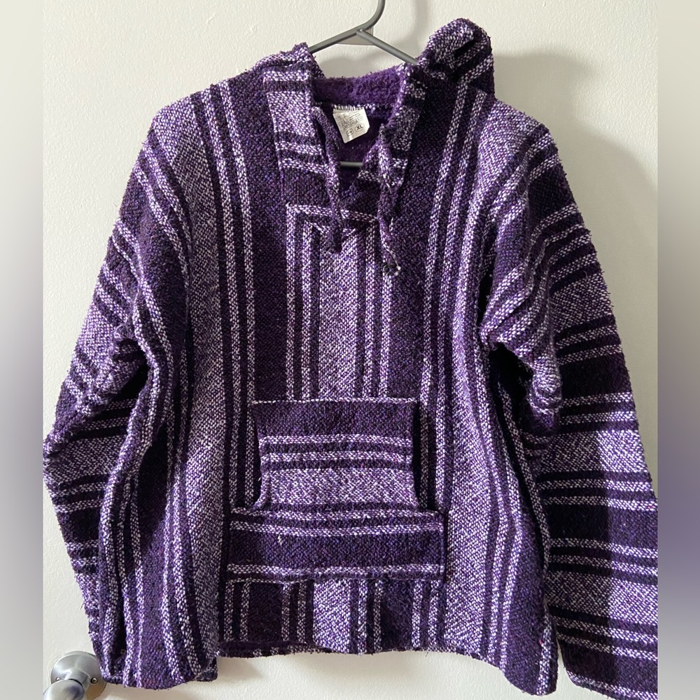Youth pullover! Size XL! Worn once!